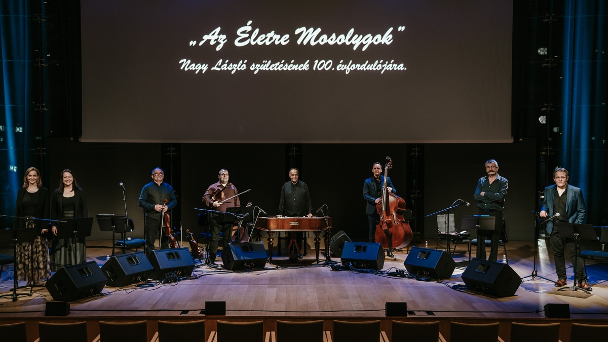 Az életre mosolygok - Nagy László est