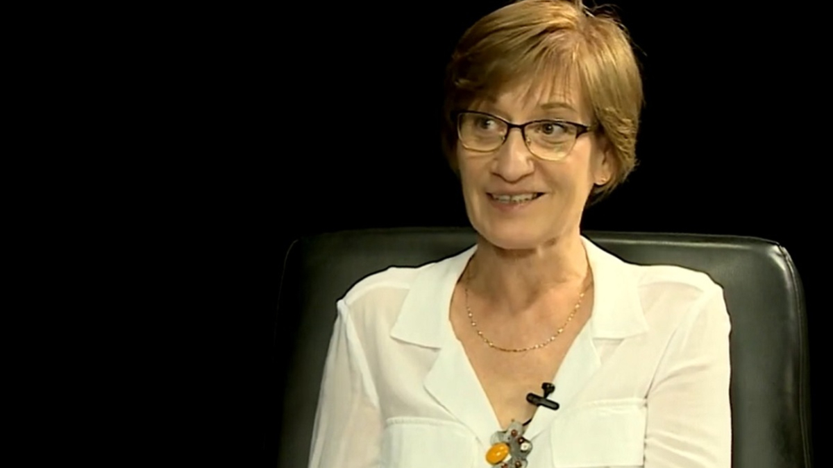 Dr. Szabó Éva: Ünneplő lelkek vagy lelketlen ünnepek?